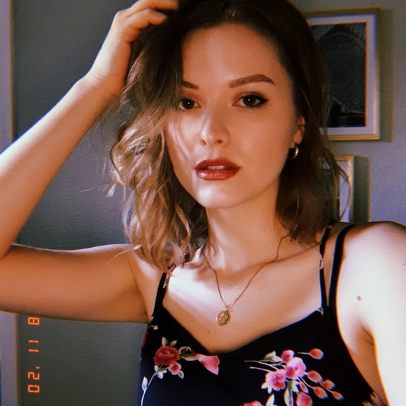 Meet your Posher, Chelsea - Picture 2 of 5